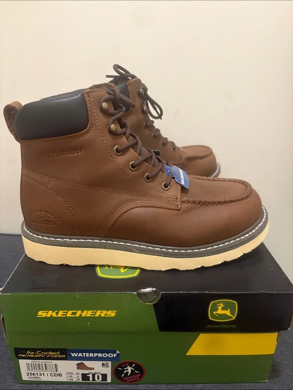 Skechers classic moc
